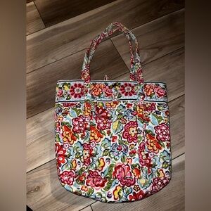 Vera Bradley tote